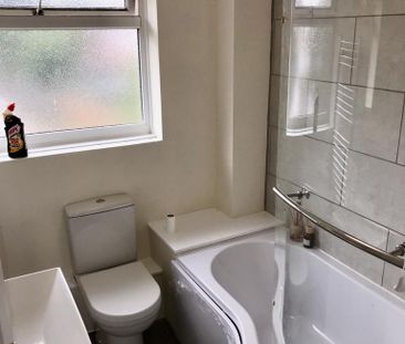 3 bedroom semi-detached house to rent - Photo 6