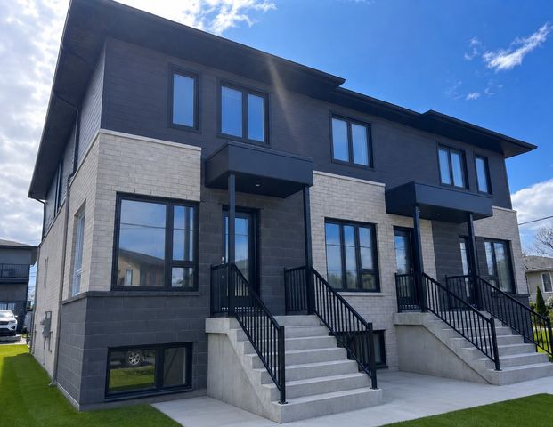 À louer / Maison à étages - Photo 1