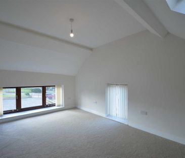2 bedroom barn conversion to rent - Photo 3