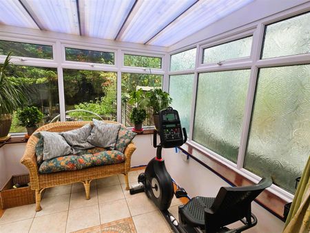 Marlins Turn, HP1 3LL, Hemel Hempstead - Photo 3