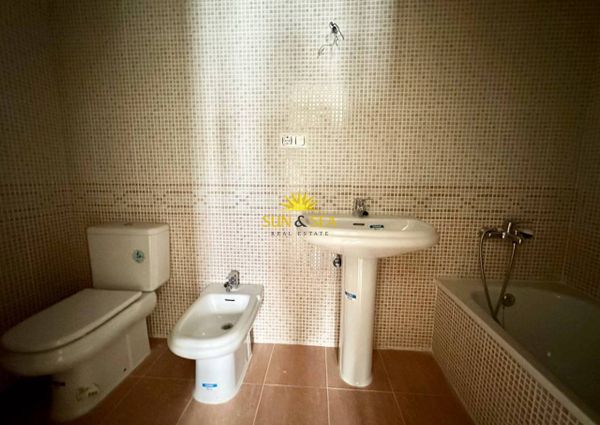 NEW 4 BEDROOM PENTHOUSE WITH SUNROOF FOR RENT IN TORREVIEJA - ALICANTE