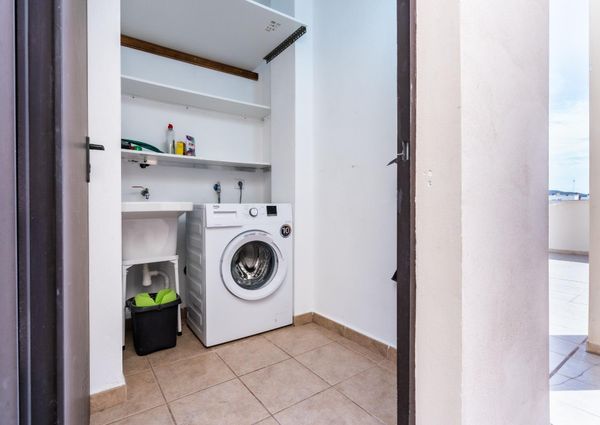 ¡Oportunidad Única! Fantástico Piso Reformado en el Corazón de Adeje – 0067-04588