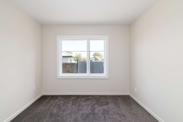 Freshly Renovated Home In Burwood! - Photo 1