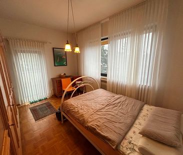 Großzügige 2-Zimmer-Wohnung mit umlaufenden Balkon, Terasse und mor... - Foto 3