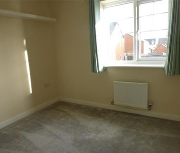 2 bedroom semi-detached house to rent - Photo 6