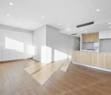 Luxury Living - Photo 1
