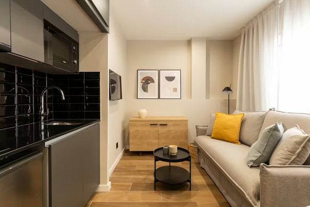 Carrer de Laforja, Barcelona, Catalonia - Photo 1