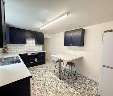 Apartment 7 Holyhead Road - Photo 5