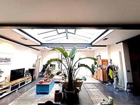 Dansaert – Magnifique loft entièrement meublé, comprenant 2 chambres et une superbe terrasse. - Photo 3