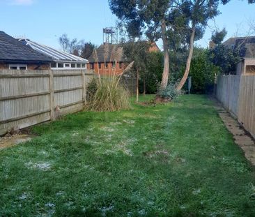 2 bedroom semi-detached house to rent - Photo 6