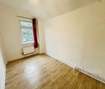 2 bedroom end of terrace house to rent - Photo 6