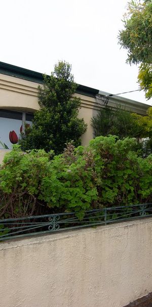 Spacious Family Home in a Convenient Location - Photo 2