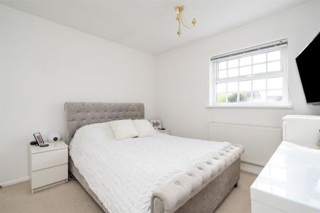 2 bed terraced house to rent in Crimscote Close, Shirley, Solihull - Photo 5