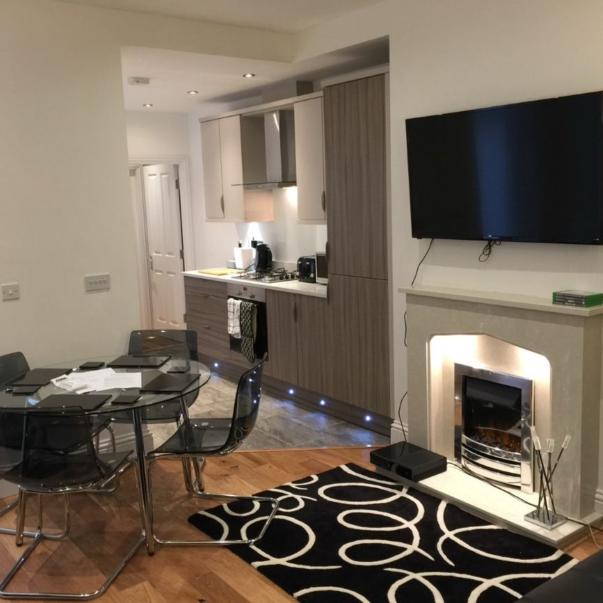 3 Double Bed Apartment Myrtle Grove Jesmond - Photo 1