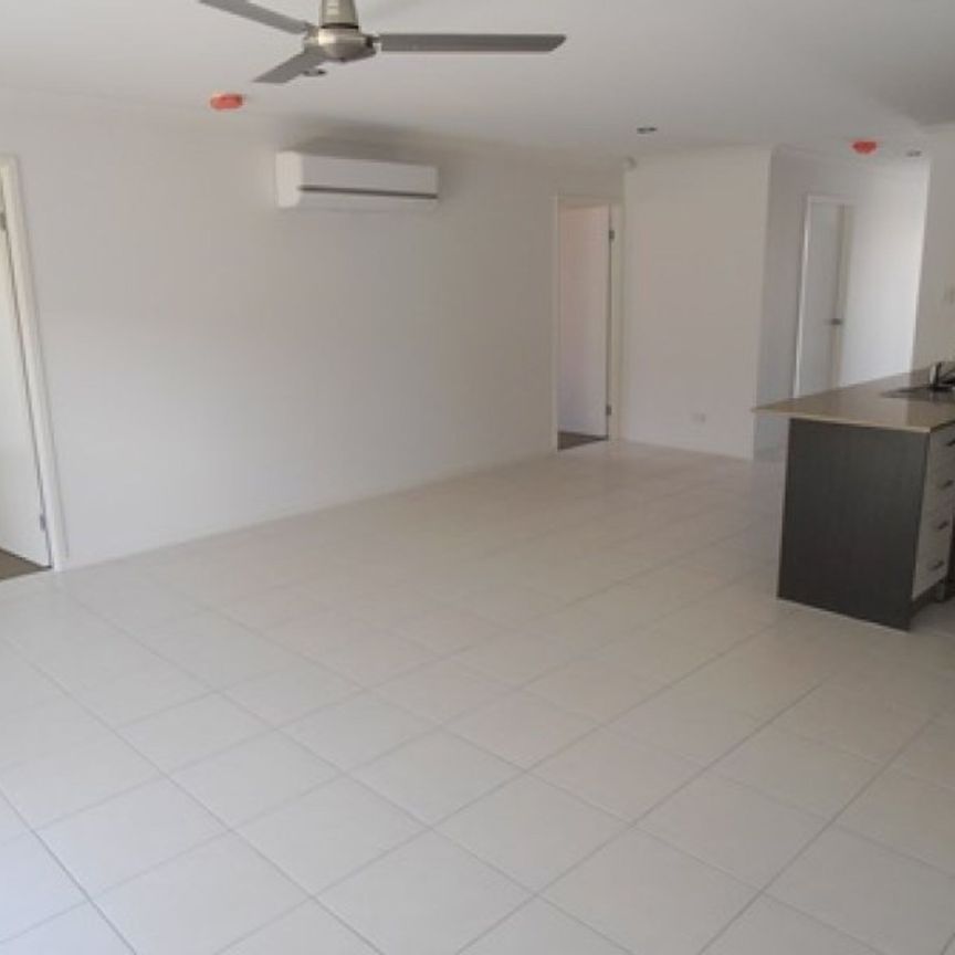 1/1 Warilla View, Blacks Beach - Photo 1