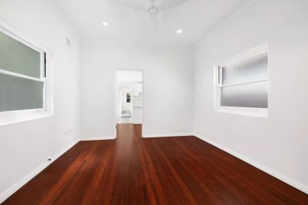 16 Reserve Street, Annandale - Photo 2