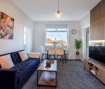 3 bedroom flat to rent - Photo 3