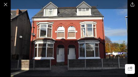 7 Bed Semi-Detached House, Curzon Avenue, M14 - Photo 2