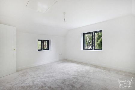 3 bedroom detached house to rent - Photo 3