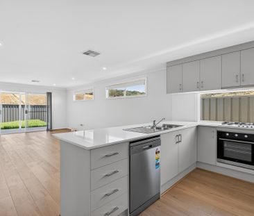 Open the door to contemporary comfort - Photo 4