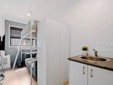 510 Cleveland, Sydney - Photo 2