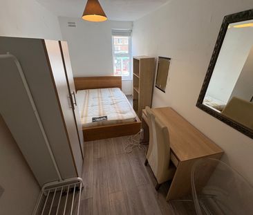 Bedsit, Bethnal Green Road, E2 - Photo 5