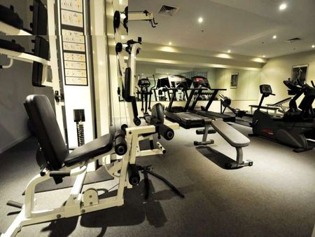 Fully Furnished Apartment at Arrow on Swanston! - Photo 4