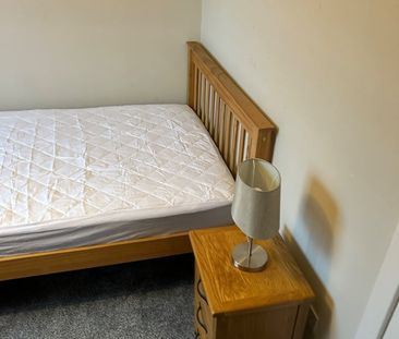 2 Bed Flat, Whitson Road, EH11 - Photo 4