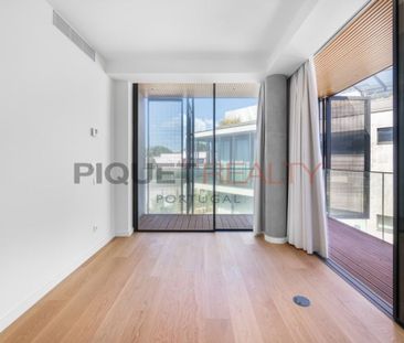 4 room luxury House for rent in Cascais e Estoril, Cascais, Lisbon - Photo 2