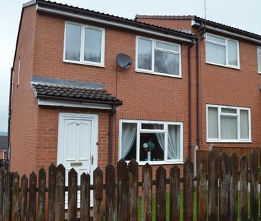 3 bedroom semi-detached house to rent - Photo 1