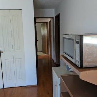 2 bedroom in duplex - Photo 3