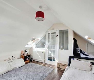 Bathurst Walk, Richings, SL0 - Photo 3