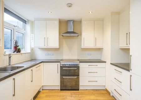 Evesham Way, SW11 5QX, London - Photo 3