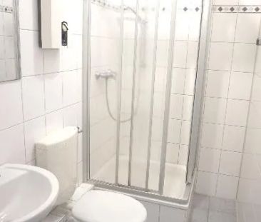 Im Herzen von Rüttenscheid - helle Wohnung mit Einbauküche! - Photo 5