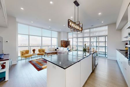 For Lease - 56 Annie Craig Drive Unit# UPH05, Toronto, Ontario - Photo 4