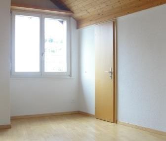 Charmante 2.5-Zimmer-Altbau-Dachwohnung an zentraler Lage in Beinwil a - Photo 1