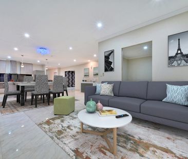 READY TO MOVE IN - AVAILABLE IN CARRAMAR - Photo 3