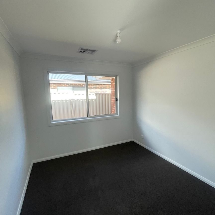 9 Santolina Drive, Mildura VIC 3500 - Photo 1