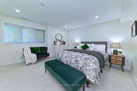 For Lease - 354 Plains Road, Burlington, Ontario - Photo 4