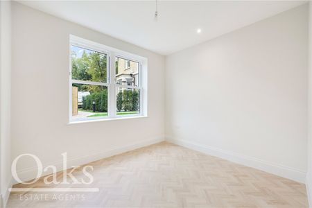 Park Road, Kenley, Surrey - Photo 3