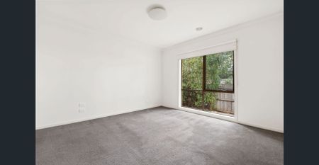 Spacious 3-Bedroom Unit in Prime Somerville Location - Photo 4