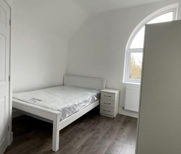 1 bedroom house of multiple occupation to rent - Photo 4