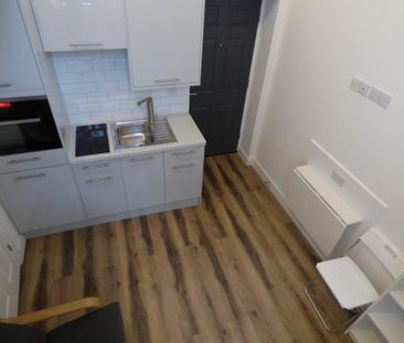 Studio to rent - Photo 3