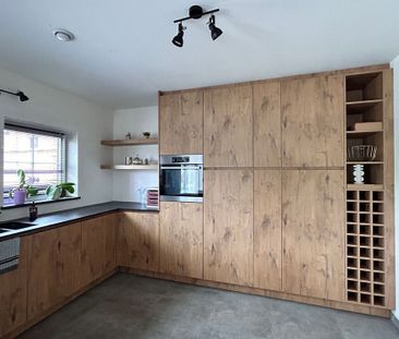Recente, energiezuinige halfopen bebouwing met 3 slaapkamers, thuis... - Photo 4