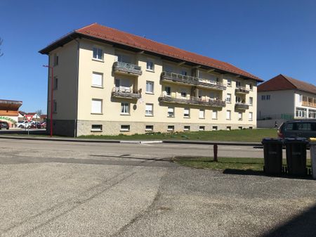 Location - Appartement T4 - 76 m² - Damprichard - Photo 4