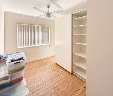 MODERN HOME WITH LOADS OF SPACE AND STORAGE - Photo 5