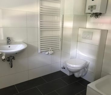 Demnächst frei! 2-Zimmer-Wohnung in Duisburg Huckingen - Photo 1