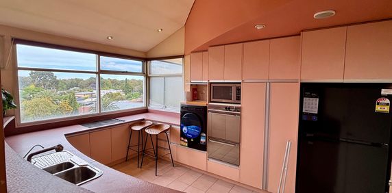 Windsor Gardens - Photo 2