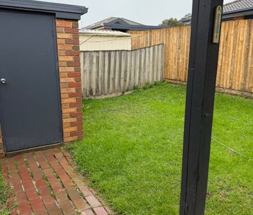 Langwarrin - Photo 6