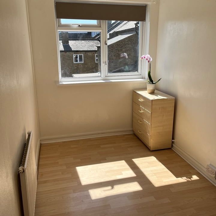 2 Bed Flat, Fairwood Court, E11 - Photo 1